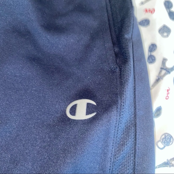 Champion joggers - Picture 2 of 5